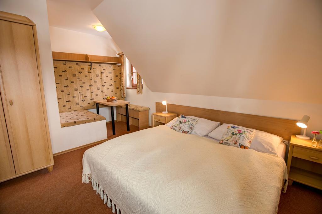 Liptovská Sielnica Hotel Koliba Greta מראה חיצוני תמונה