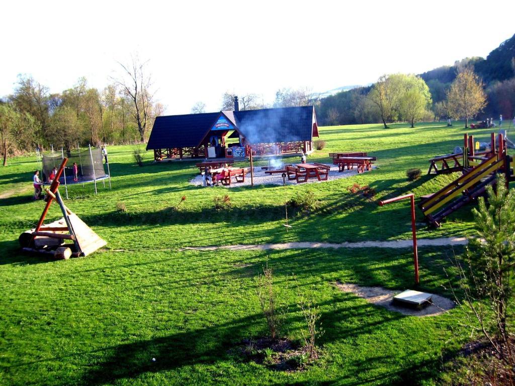 Liptovská Sielnica Hotel Koliba Greta מראה חיצוני תמונה